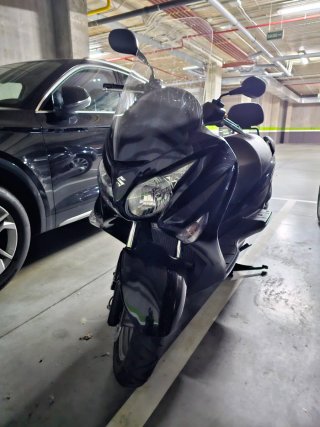 Suzuki Burgman 125cc ABS - 9.000km