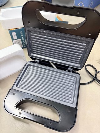 Sandwichera Grill Cecotec Rock'nToast Grill + 800W