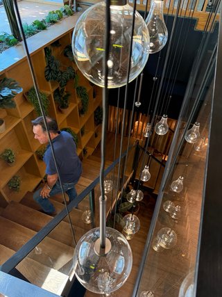 Lámpara colgante para huecos de +4m