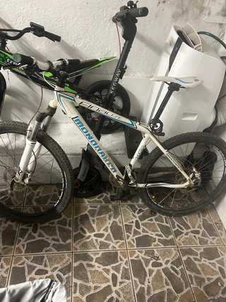 Bicicleta Mondraker Finalist Blanca