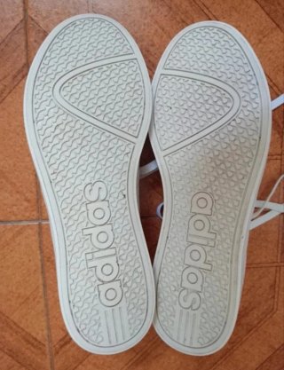 Adidas VS Pace 2.0 Talla 43 1/3 Blancas