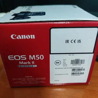 Cámara Canon EOS M50 Mark II + Accesorios.