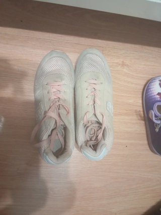 Zapatillas y Botas Variadas