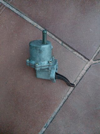 Bomba gasolina Renault