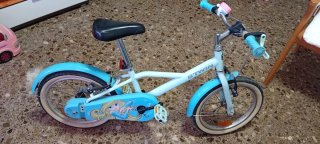 Bici BTWIN azul princesa 16"