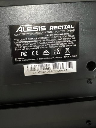 Piano Alesis Recital 88 teclas (incluye el pedal)