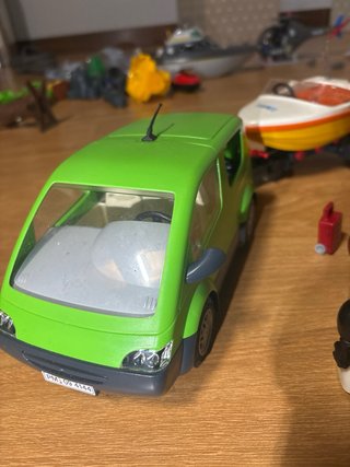 Playmobil Coche y Barco con Accesorios