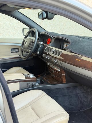 BMW Serie 7 3.0d Navi Memory ITV A/C IMPECABLE