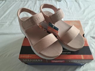 Sandalias Skechers Plataforma Rosa Talla 37