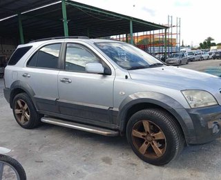 Kia 478626 asiento trasero derecho carens 2.5 crdi