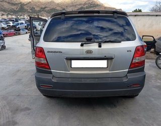Kia 478626 asiento trasero derecho carens 2.5 crdi