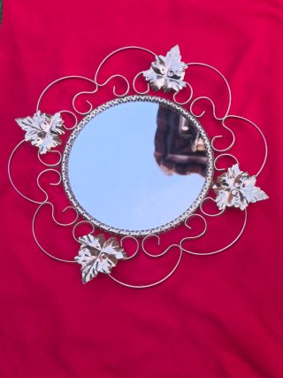 Espejo Decorativo Dorado con Hojas