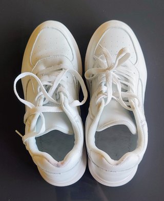 Zapatillas deportivas blancas talla 40