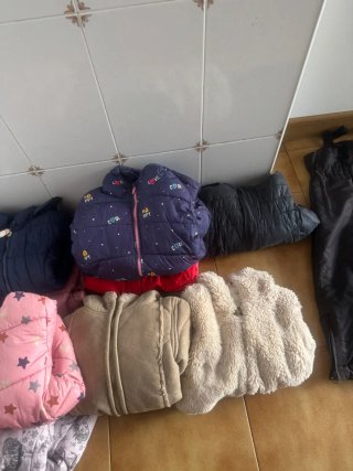 Lote Ropa abrigos  Niña 5-6 Años