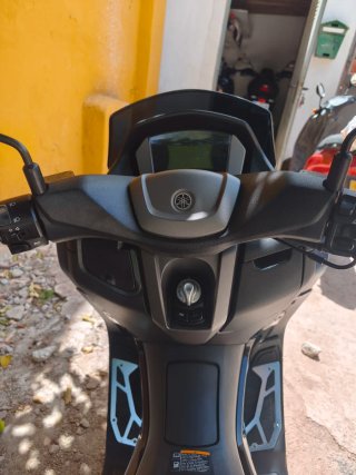 Yamaha NMAX