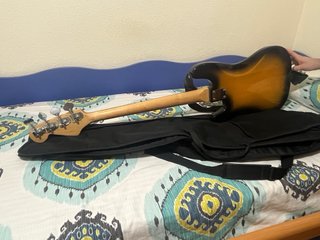 Bajo Eléctrico P-Bass Sunburst