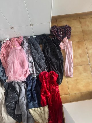 Lote Ropa vestidos  Niña 4-6 años