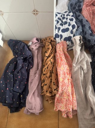 Lote Ropa vestidos  Niña 4-6 años
