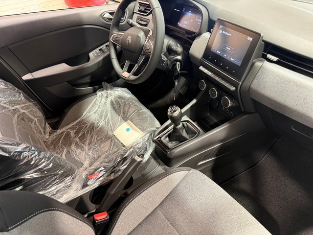 Renault Clio 1.5DCI EVOLUTION NUEVO ESTRENAR 2025