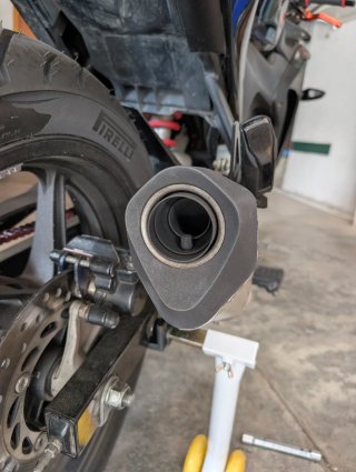 Escape Scorpion Honda CBR125R
