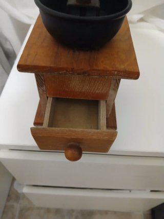 Molino de café vintage madera y metal