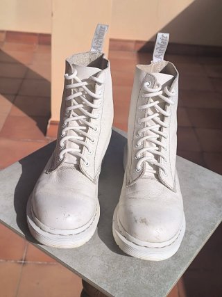 Botines Dr. Martens piel suave blanca n 39