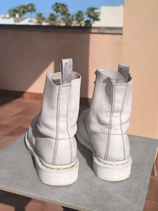 Botines Dr. Martens piel suave blanca n 39