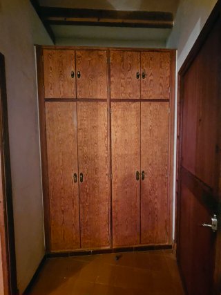 Armario empotrado de madera