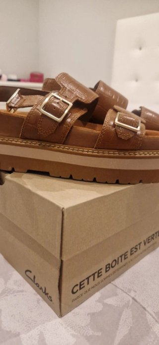 Sandalias Clarks Piel Plataforma Marrón