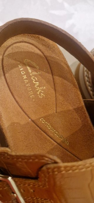Sandalias Clarks Piel Plataforma Marrón