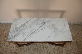 Mesa auxiliar vintage de madera y mármol