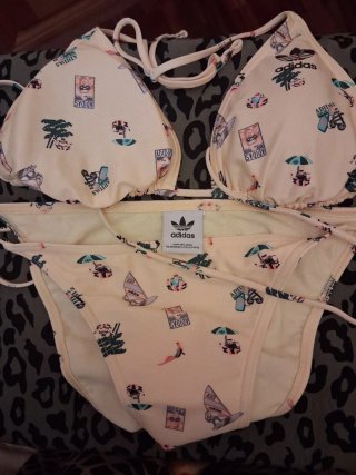 Bikini Adidas Talla M Estampado Verano