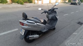 Suzuki Burgman 125