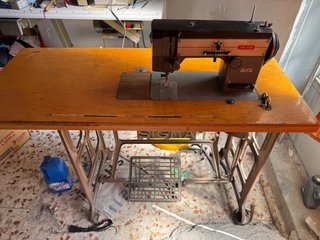 Máquina de coser profesional Alfa Zig-Zag