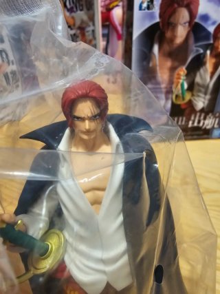 Figura Shanks The Shukko One Piece Banpresto