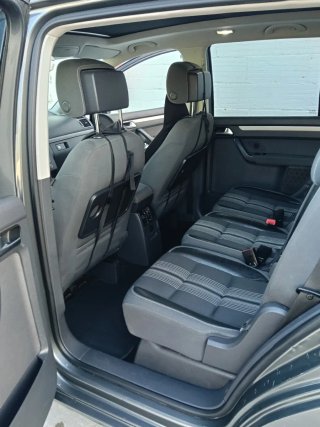 Volkswagen Touran 2012