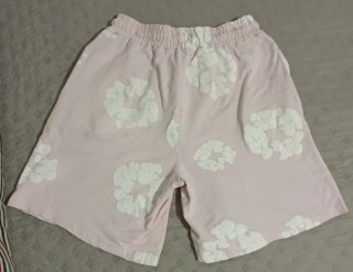 Pantalón corto rosa con estampado