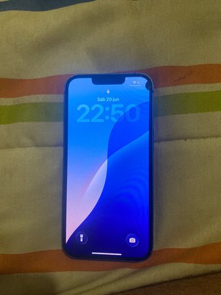 se vende iphone 13