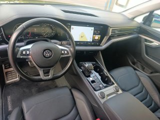 Volkswagen Touareg 3.0 rline v6 tdi
