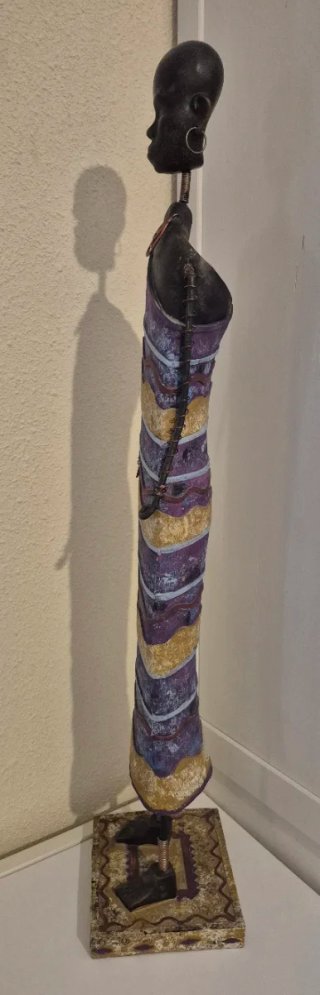 Figura africana decorativa grande