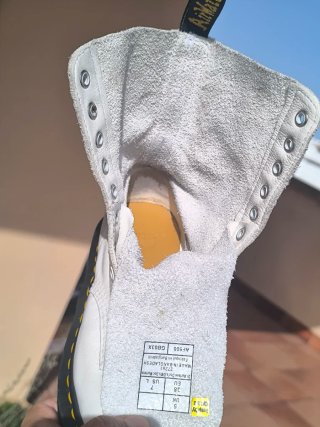 Botas Dr Martens 10 agujeros n 38 blanco roto