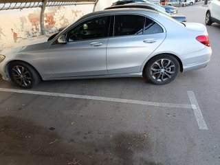Coche Mercedes-Benz