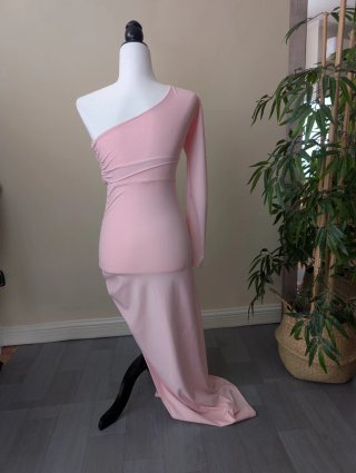 Vestido rosa asimétrico talla S