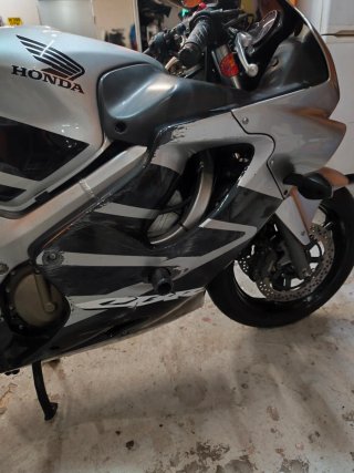 Honda CBR 600 F4i Plata