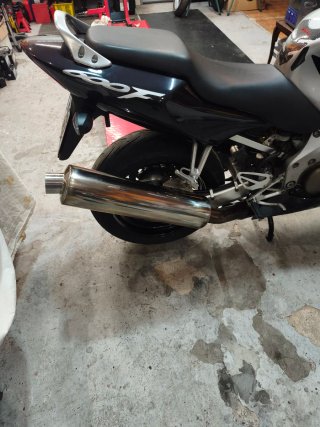 Honda CBR 600 F4i Plata