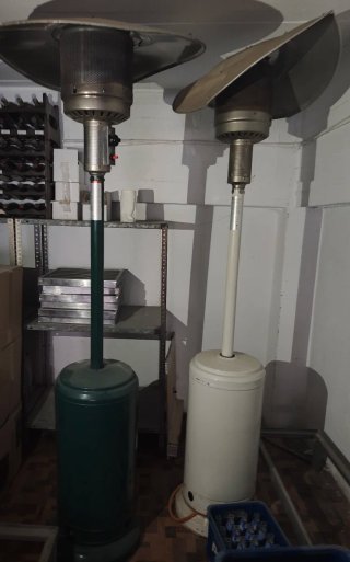 2 Estufas de gas tipo seta