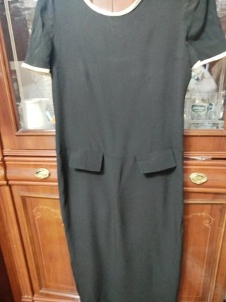 Vestido elegante negro y blanco