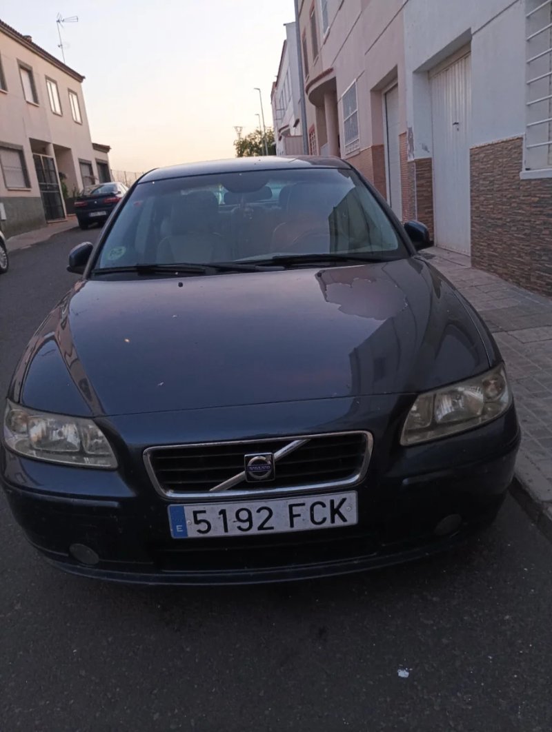 Volvo S60 2004 - foto 1