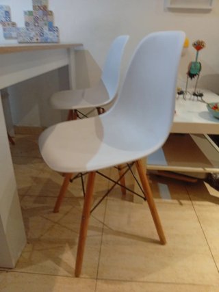 Mesa comedor y 4 sillas Ikea