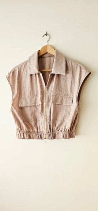 Conjunto Falda y Chaleco T.L Beige